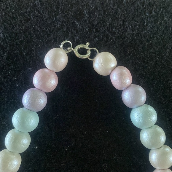 Vintage Pastels Painted Wooden Beaded Necklace. Made in Taiwan FINAL PRICE DROP - Picture 3 of 4